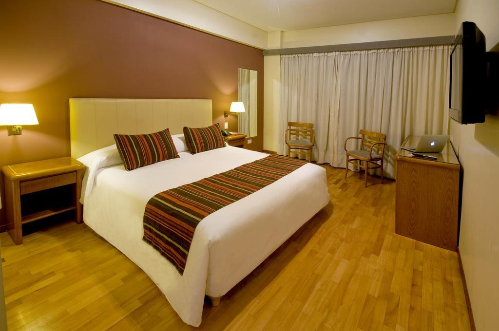 Hotel Argos Bahía Blanca Δωμάτιο φωτογραφία