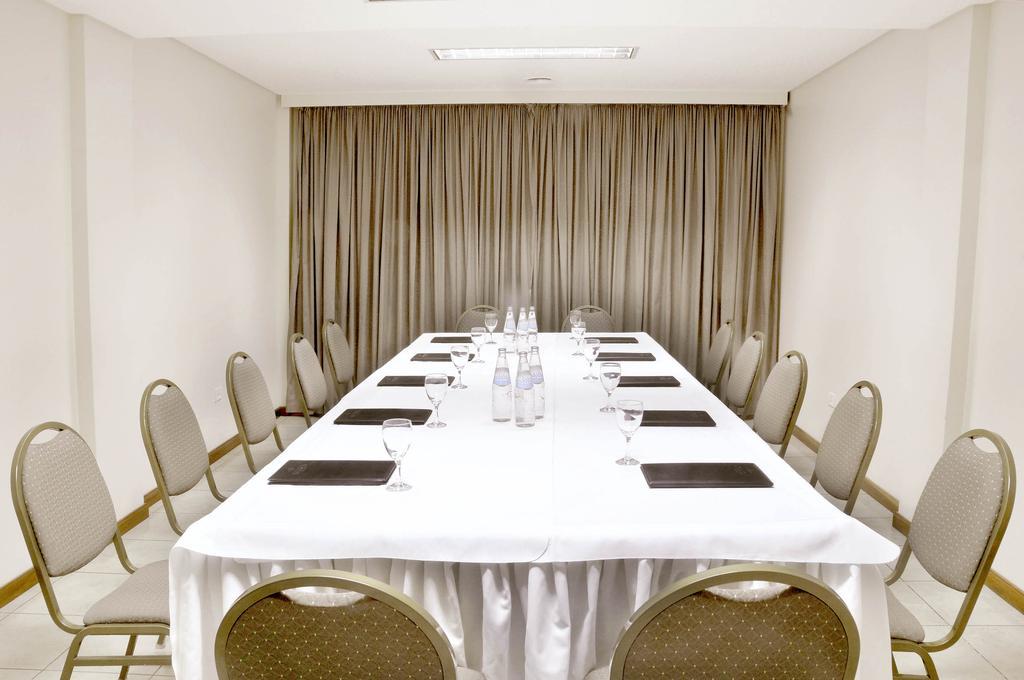 Hotel Argos Bahía Blanca Εξωτερικό φωτογραφία